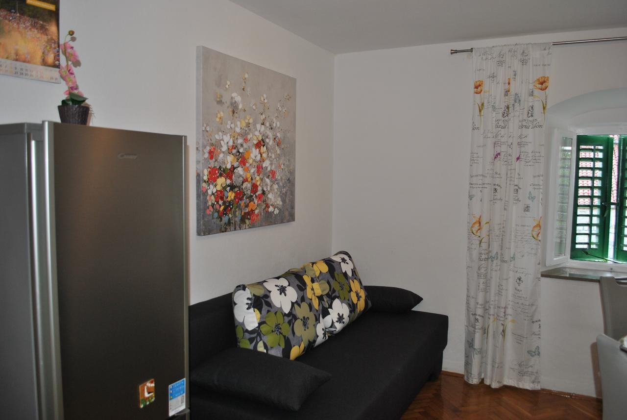 Apartment On The Square マカルスカ エクステリア 写真