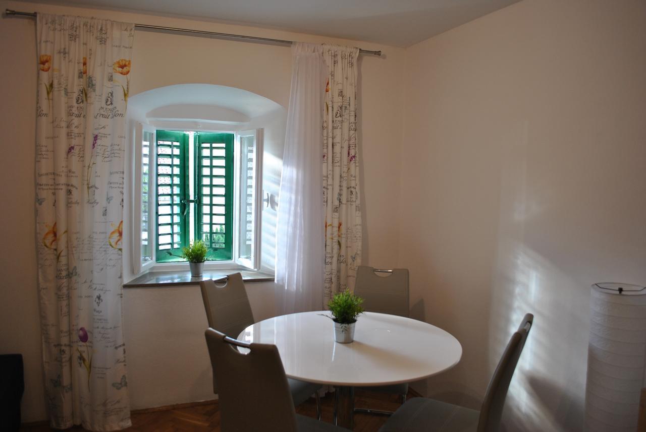 Apartment On The Square マカルスカ エクステリア 写真