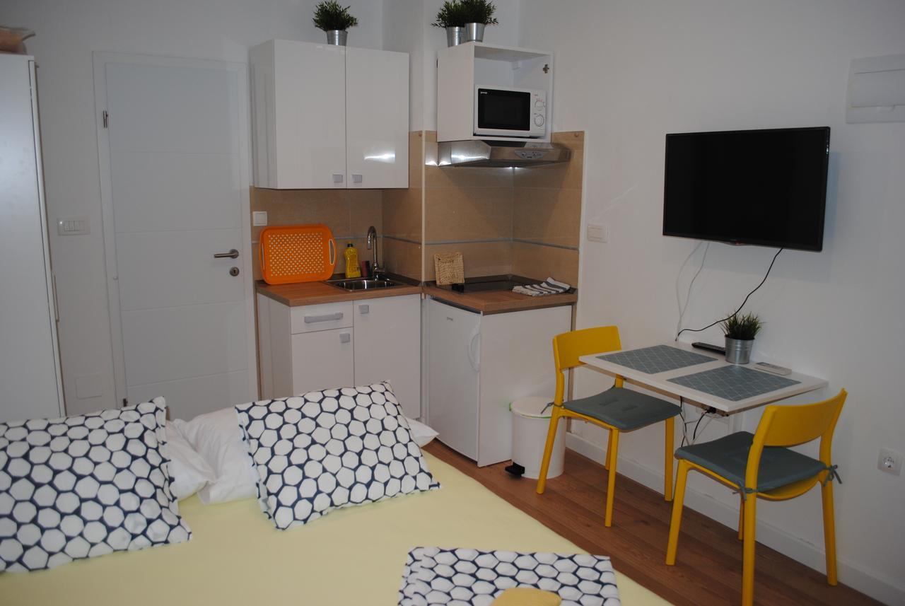 Apartment On The Square マカルスカ エクステリア 写真